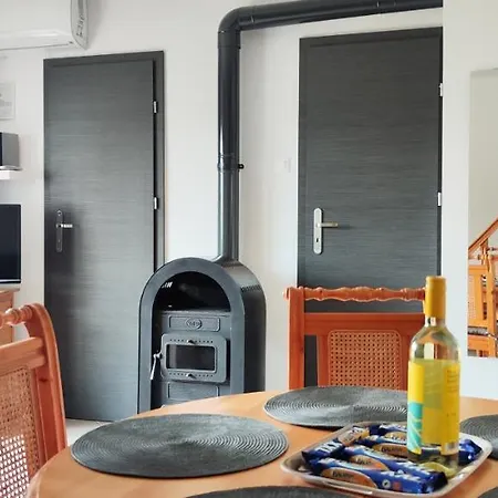 Casa vacanze Grey Line Badacsonytördemic