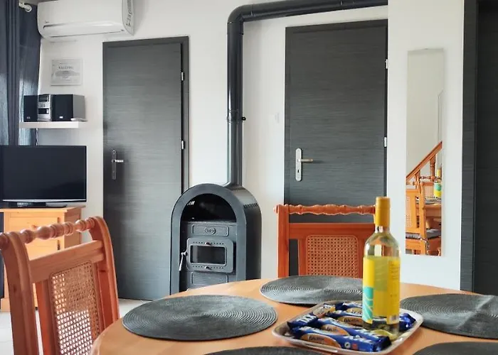 בית נופש Grey Line Badacsonytördemic