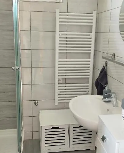 Grey Line בית נופש Badacsonytördemic